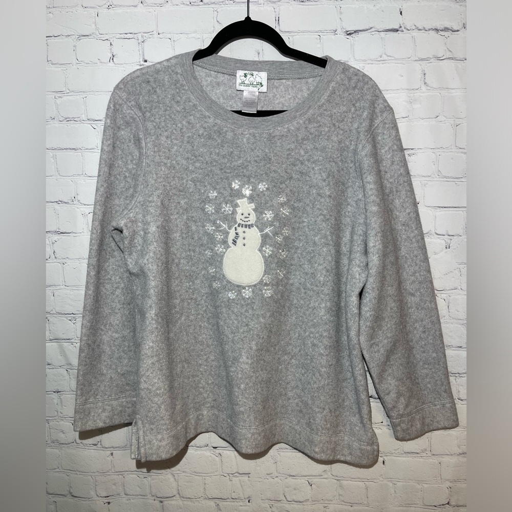 The Quacker Factory size large gray fleece pullover